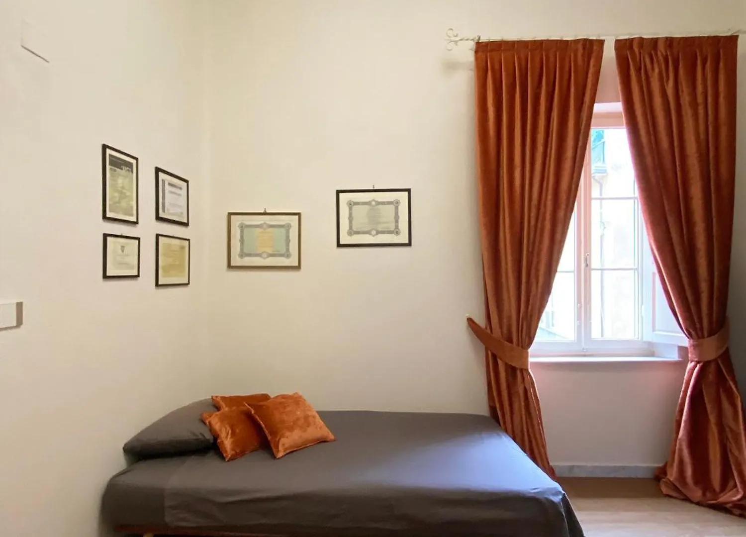 L'Antica Casa Sui Lungarni Di Pisa Hotel